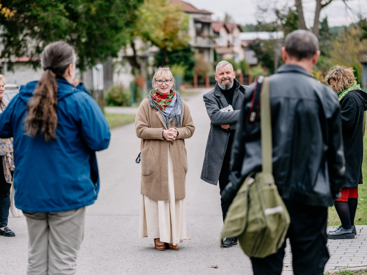 <br />
<b>Notice</b>:  Undefined index: alt in <b>/srv/www/htdocs/niematerialne/szablon/widgets/SliderBig.php</b> on line <b>11</b><br />
<br />
<b>Notice</b>:  Trying to access array offset on value of type null in <b>/srv/www/htdocs/niematerialne/szablon/widgets/SliderBig.php</b> on line <b>11</b><br />
